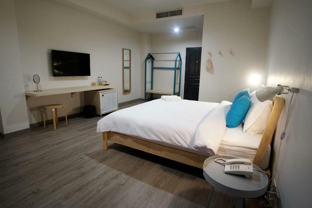 Siam Mansion - SHA Hostel Hat Yai Bagian luar foto