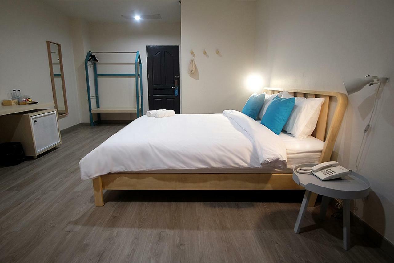 Siam Mansion - SHA Hostel Hat Yai Bagian luar foto