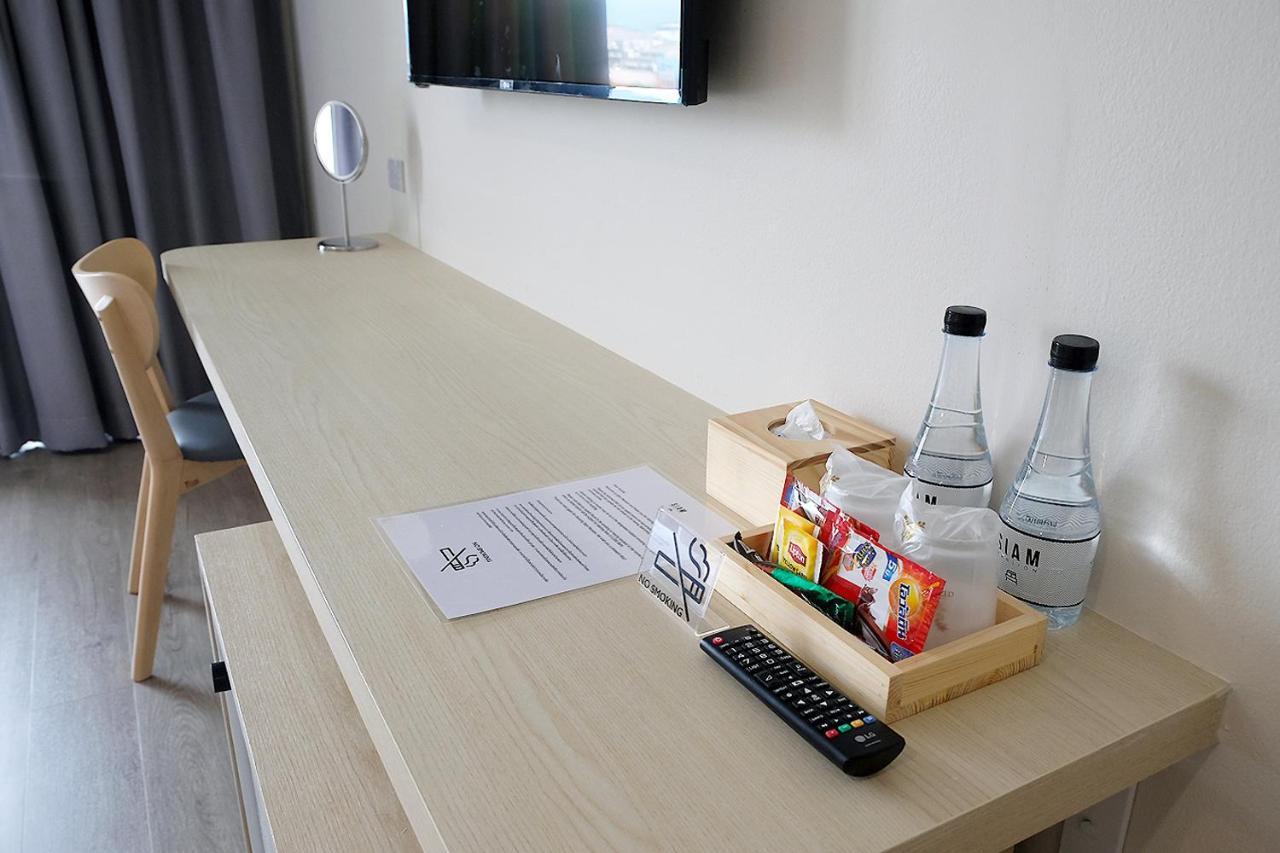 Siam Mansion - SHA Hostel Hat Yai Bagian luar foto